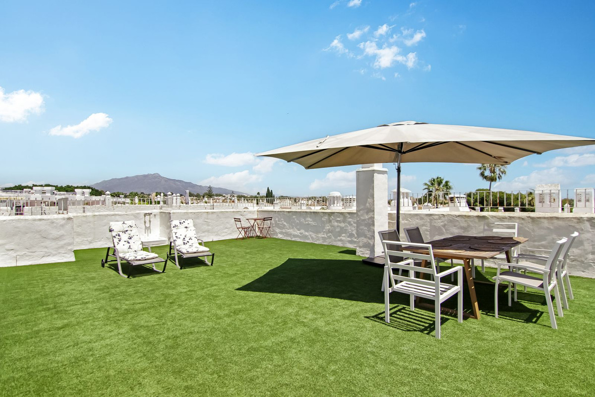 Appartement te koop in Estepona | 2 slaapkamers H5054881