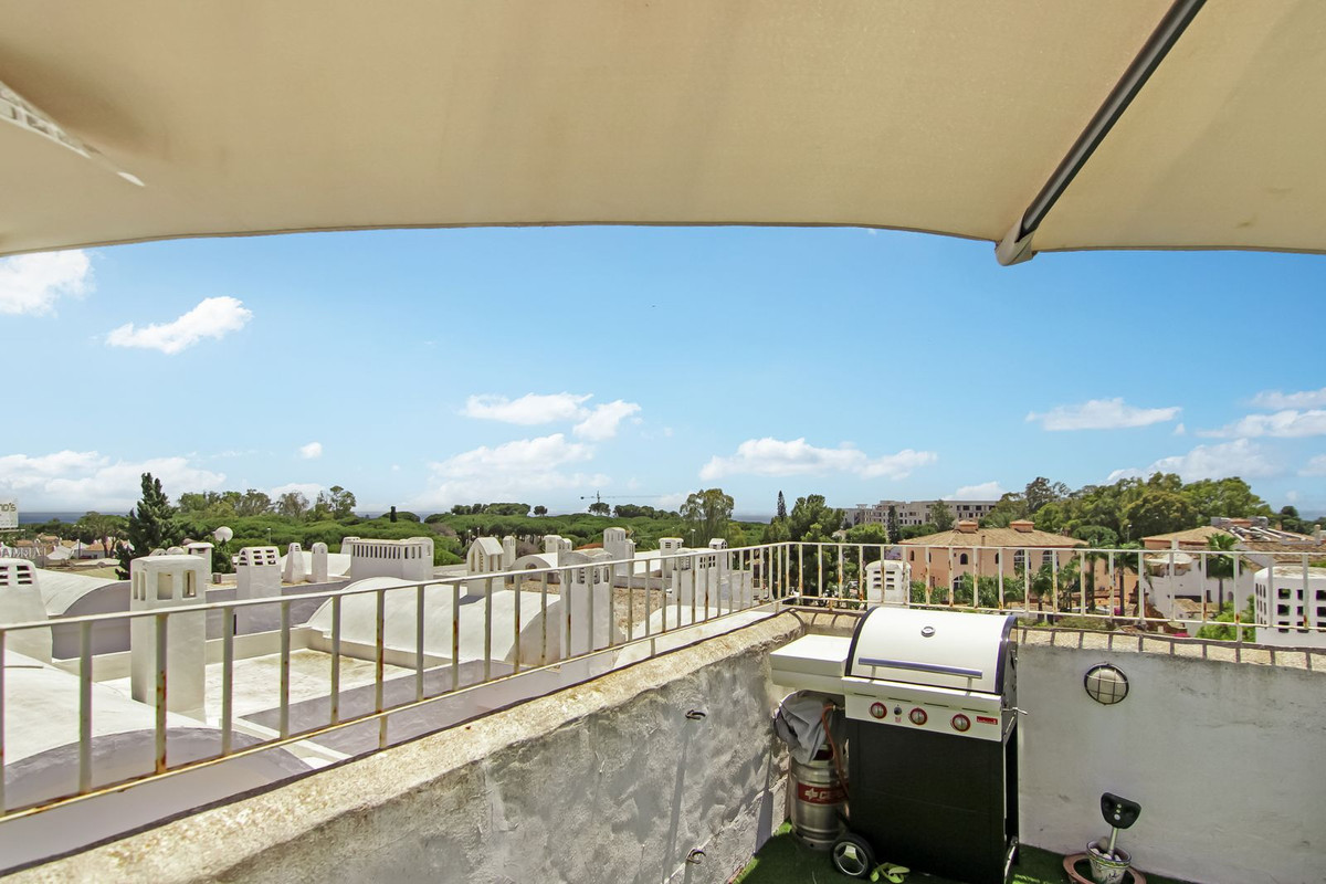 Appartement te koop in Estepona | 2 slaapkamers H5054881