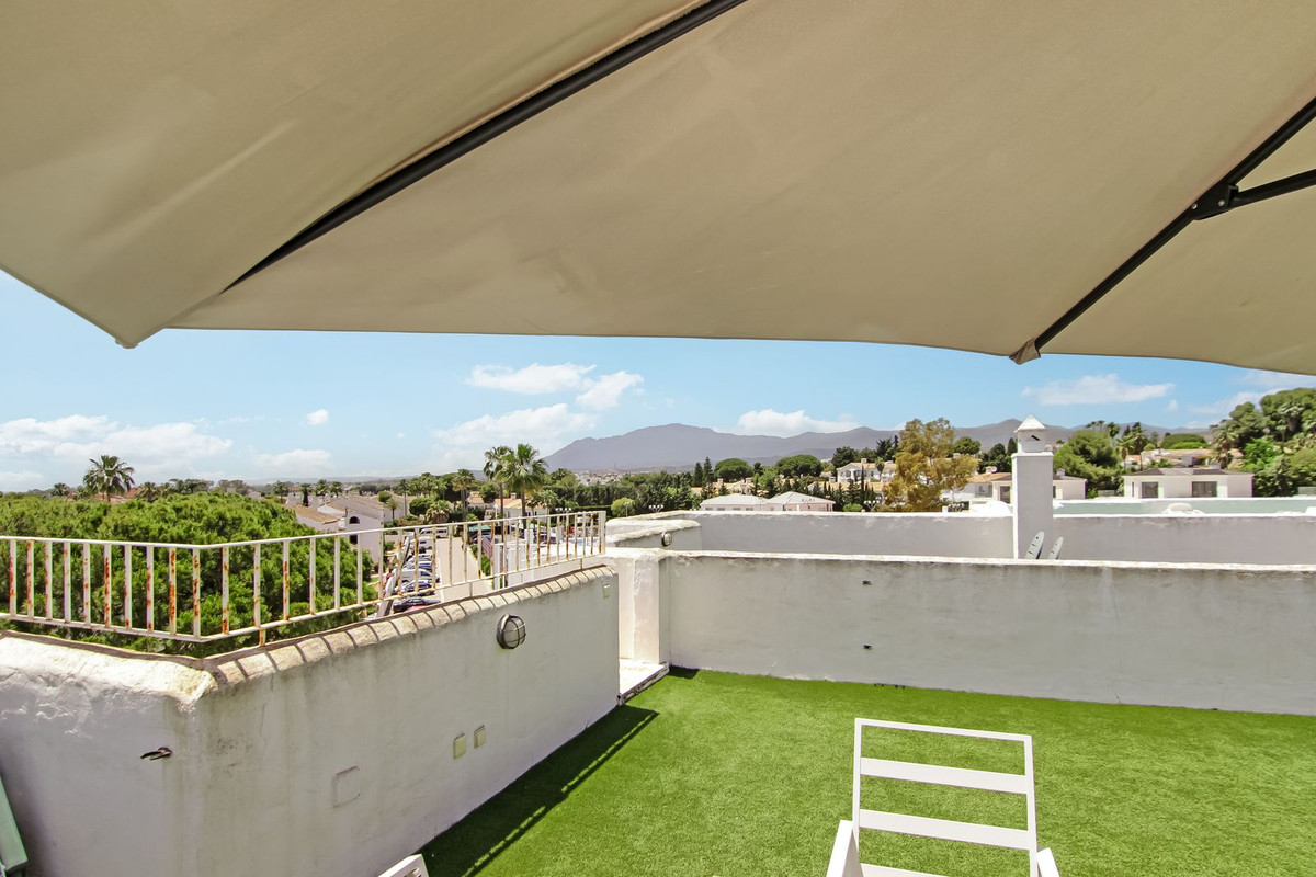 Appartement te koop in Estepona | 2 slaapkamers H5054881