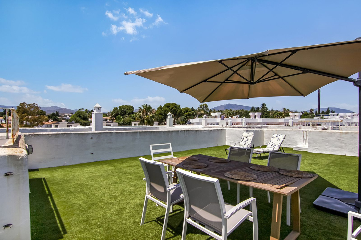 Appartement te koop in Estepona | 2 slaapkamers H5054881