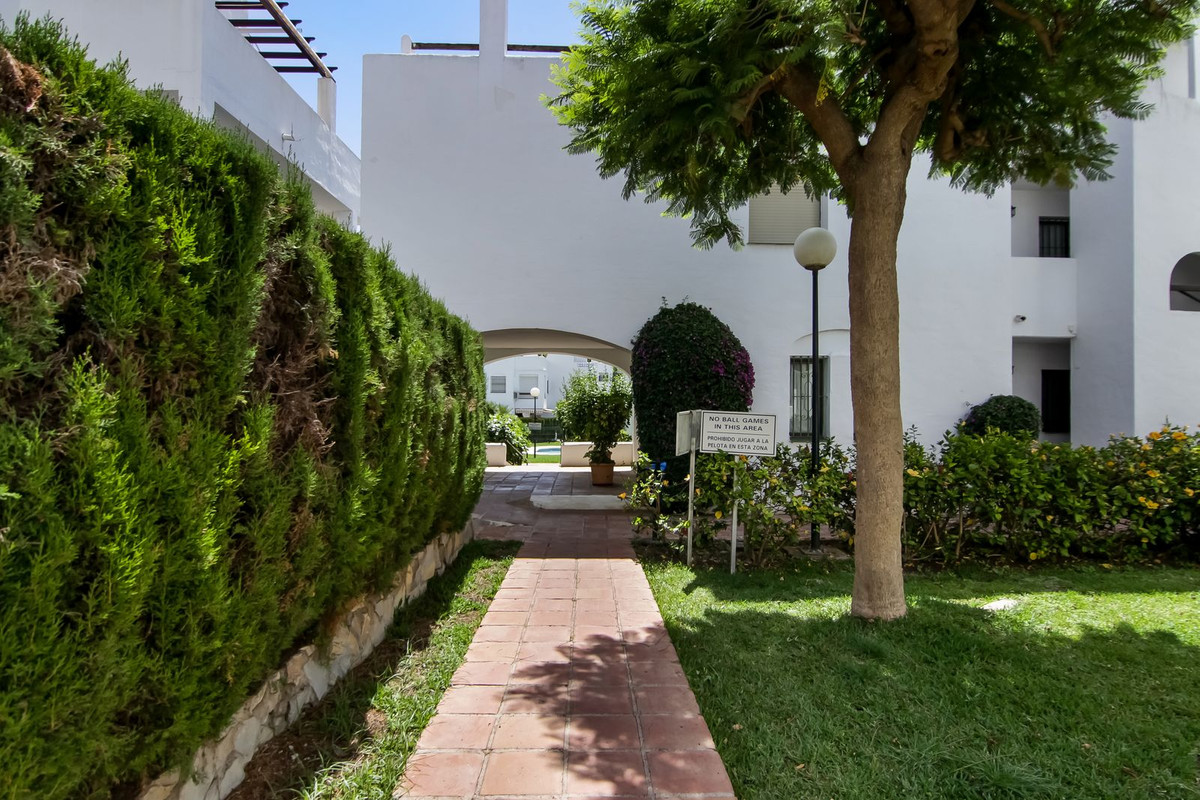 Appartement te koop in Estepona | 2 slaapkamers H5054881