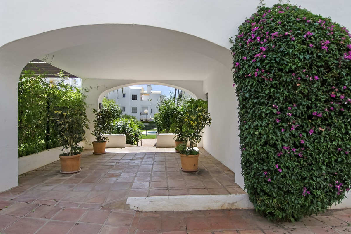 Appartement te koop in Estepona | 2 slaapkamers H5054881