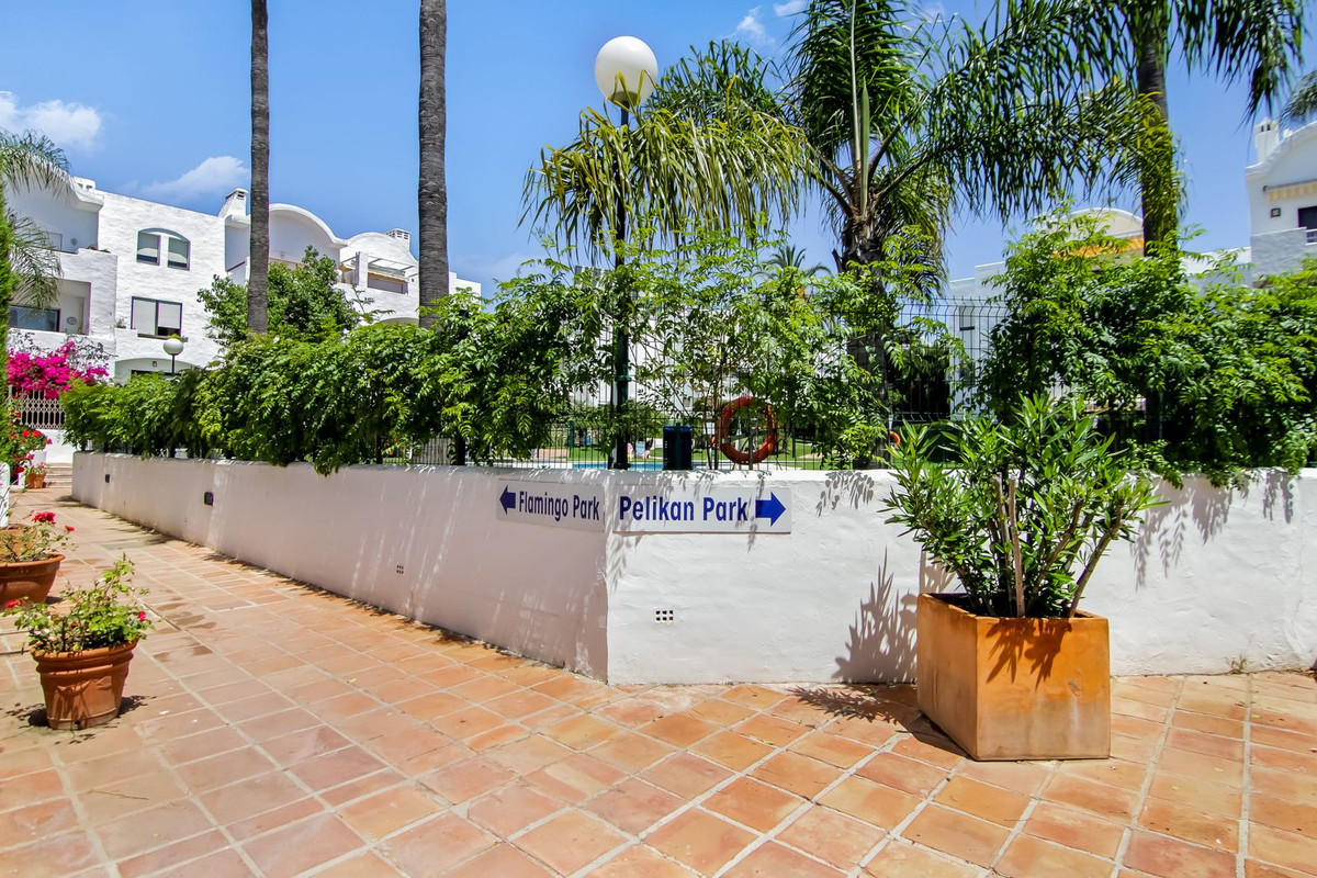 Appartement te koop in Estepona | 2 slaapkamers H5054881