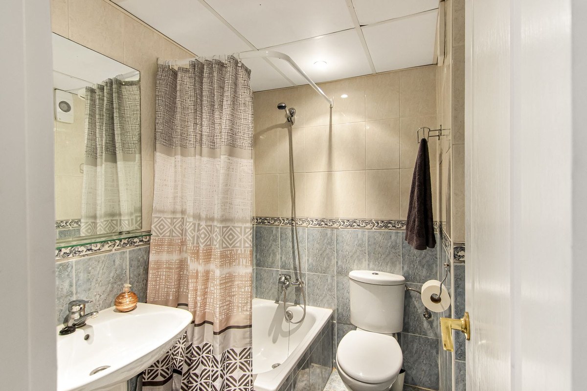 Appartement te koop in Estepona | 2 slaapkamers H5054881