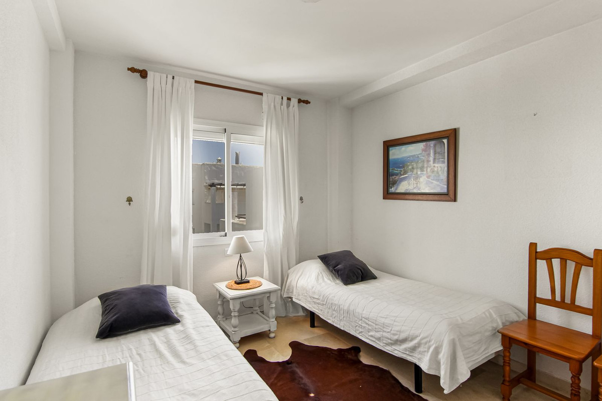 Appartement te koop in Estepona | 2 slaapkamers H5054881