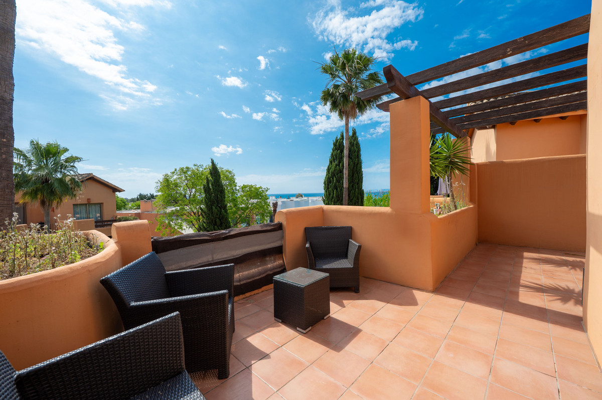 Appartement te koop in Estepona | 2 slaapkamers H5056132