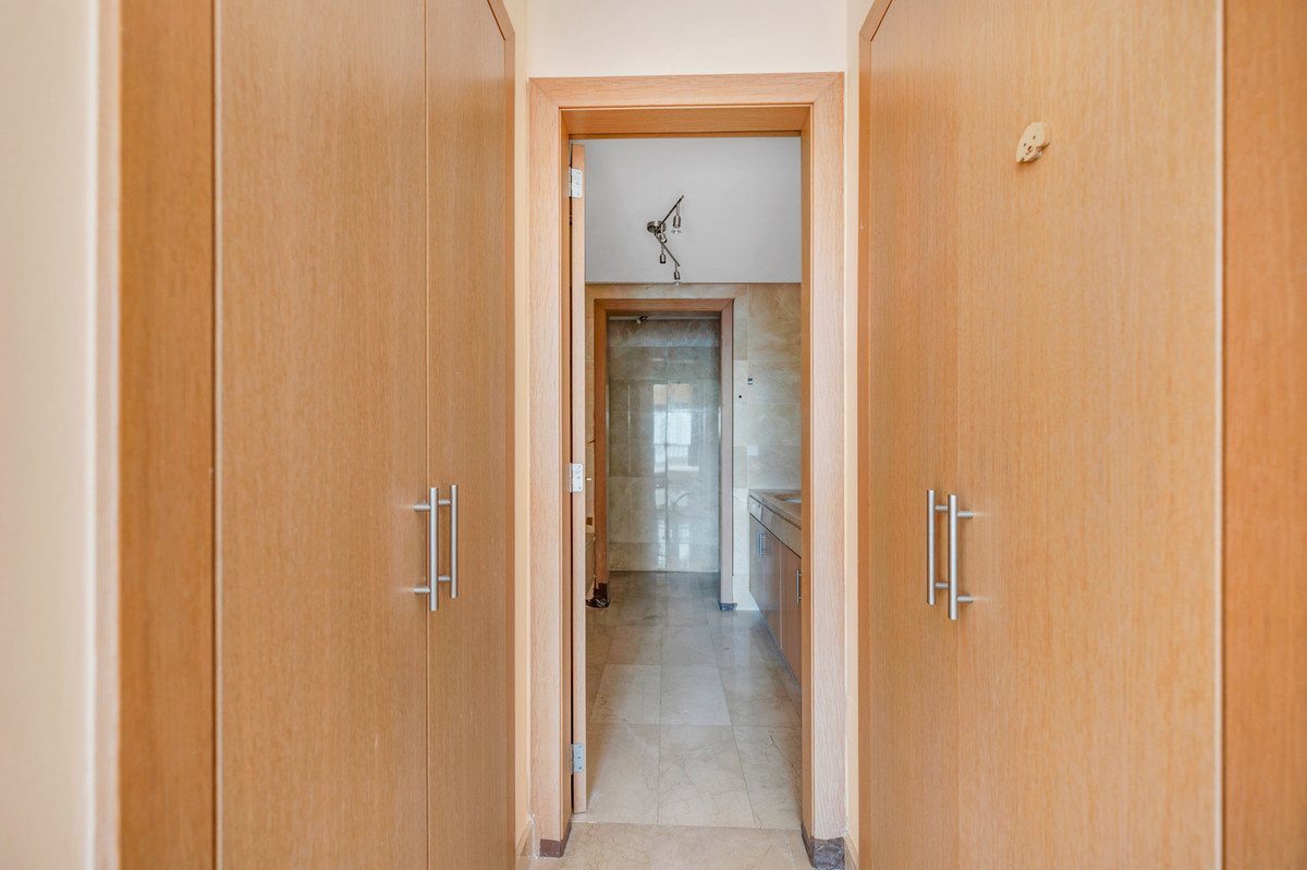 Appartement te koop in Estepona | 2 slaapkamers H5056132