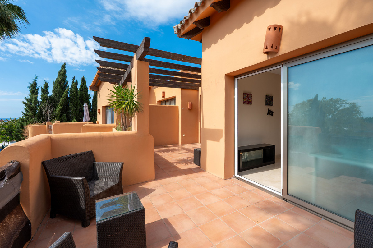 Appartement te koop in Estepona | 2 slaapkamers H5056132