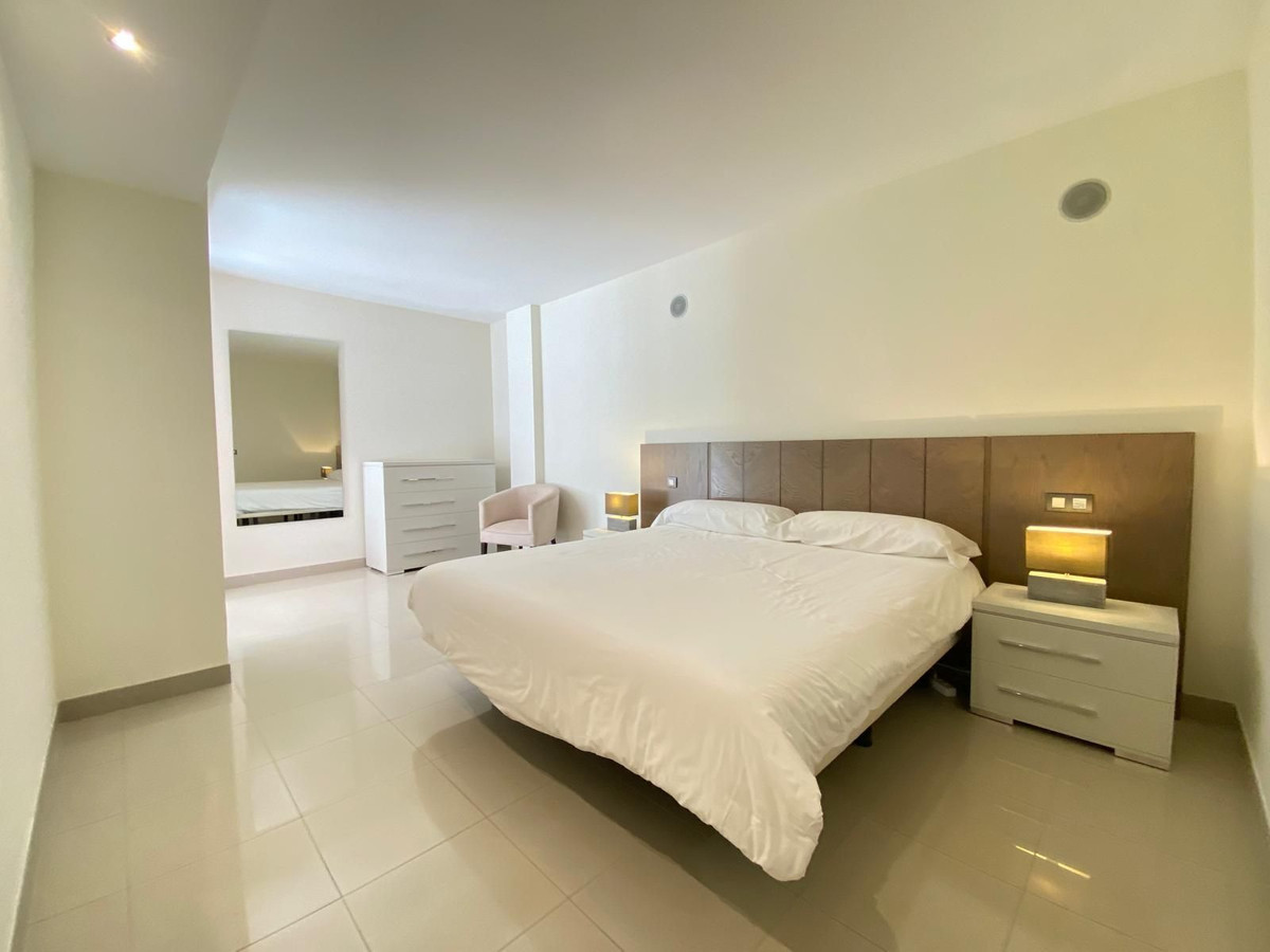 Appartement te koop in Estepona | 2 slaapkamers H5056405