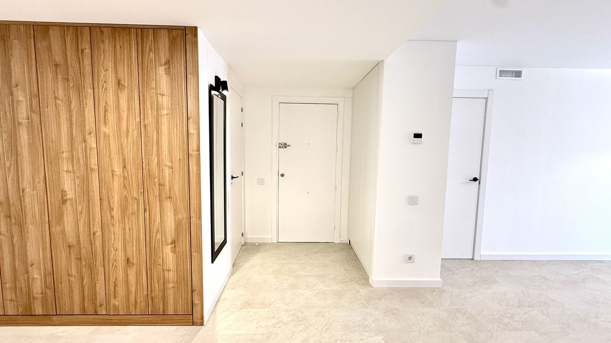 Appartement te koop in Estepona | 3 slaapkamers H5056552