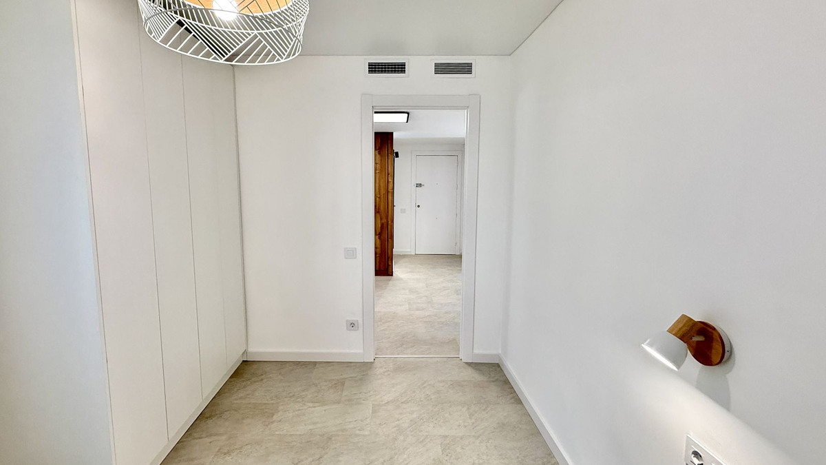 Appartement te koop in Estepona | 3 slaapkamers H5056552