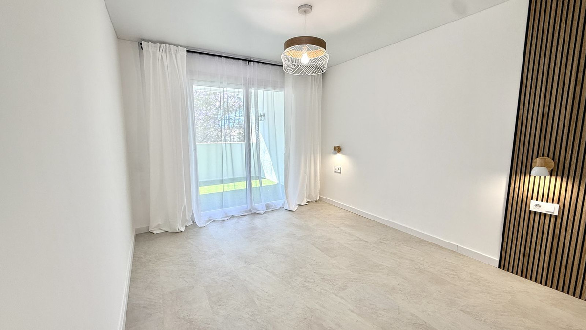 Appartement te koop in Estepona | 3 slaapkamers H5056552