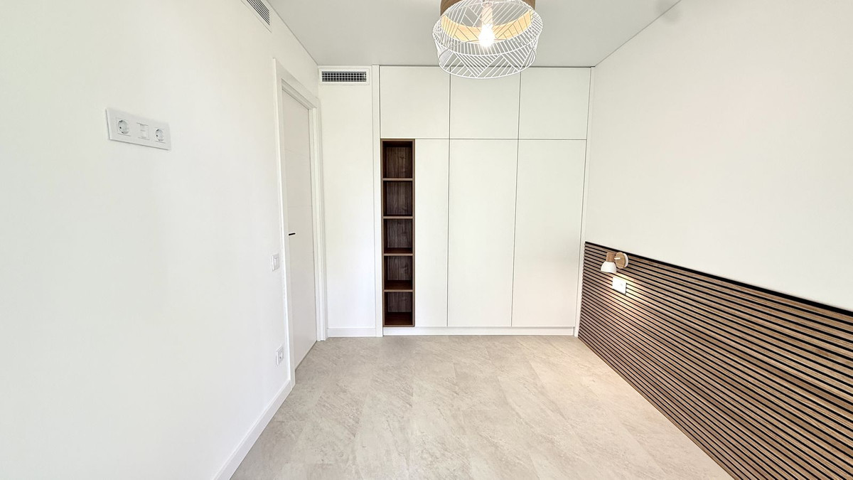 Appartement te koop in Estepona | 3 slaapkamers H5056552