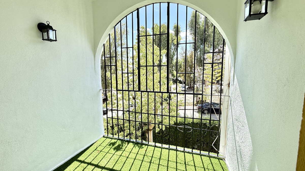 Appartement te koop in Estepona | 3 slaapkamers H5056552