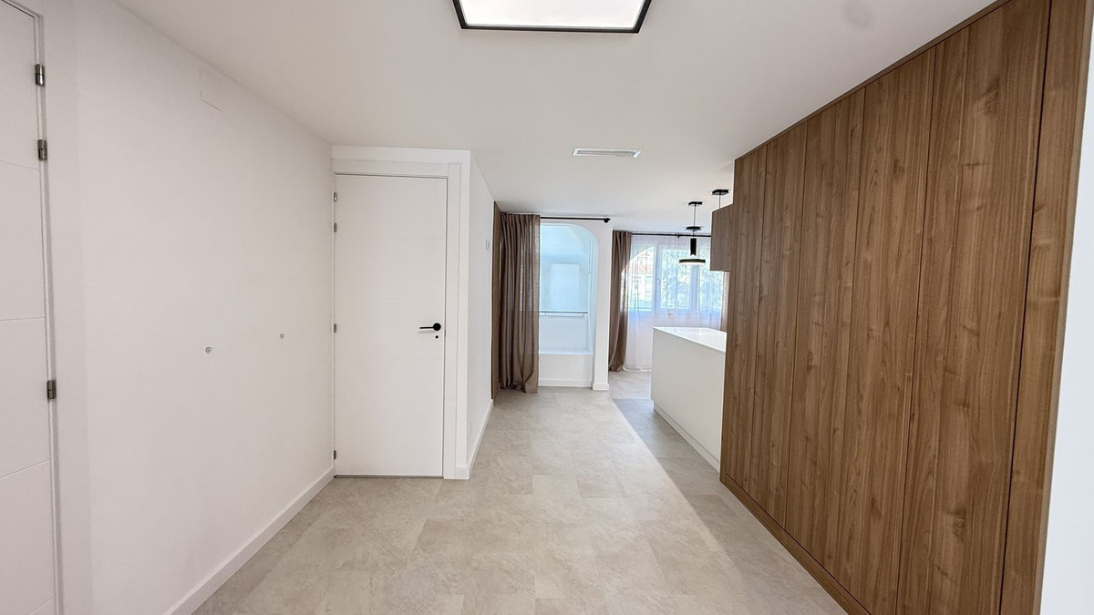 Appartement te koop in Estepona | 3 slaapkamers H5056552