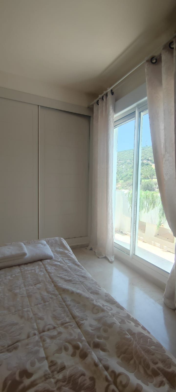 Appartement te koop in Estepona | 2 slaapkamers H5057476