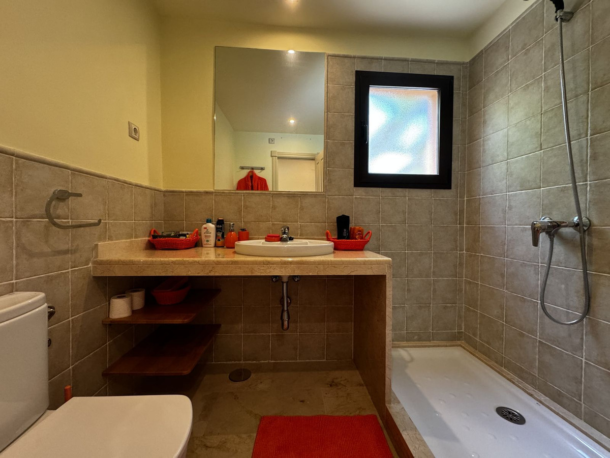 Appartement te koop in Estepona | 2 slaapkamers H5057485