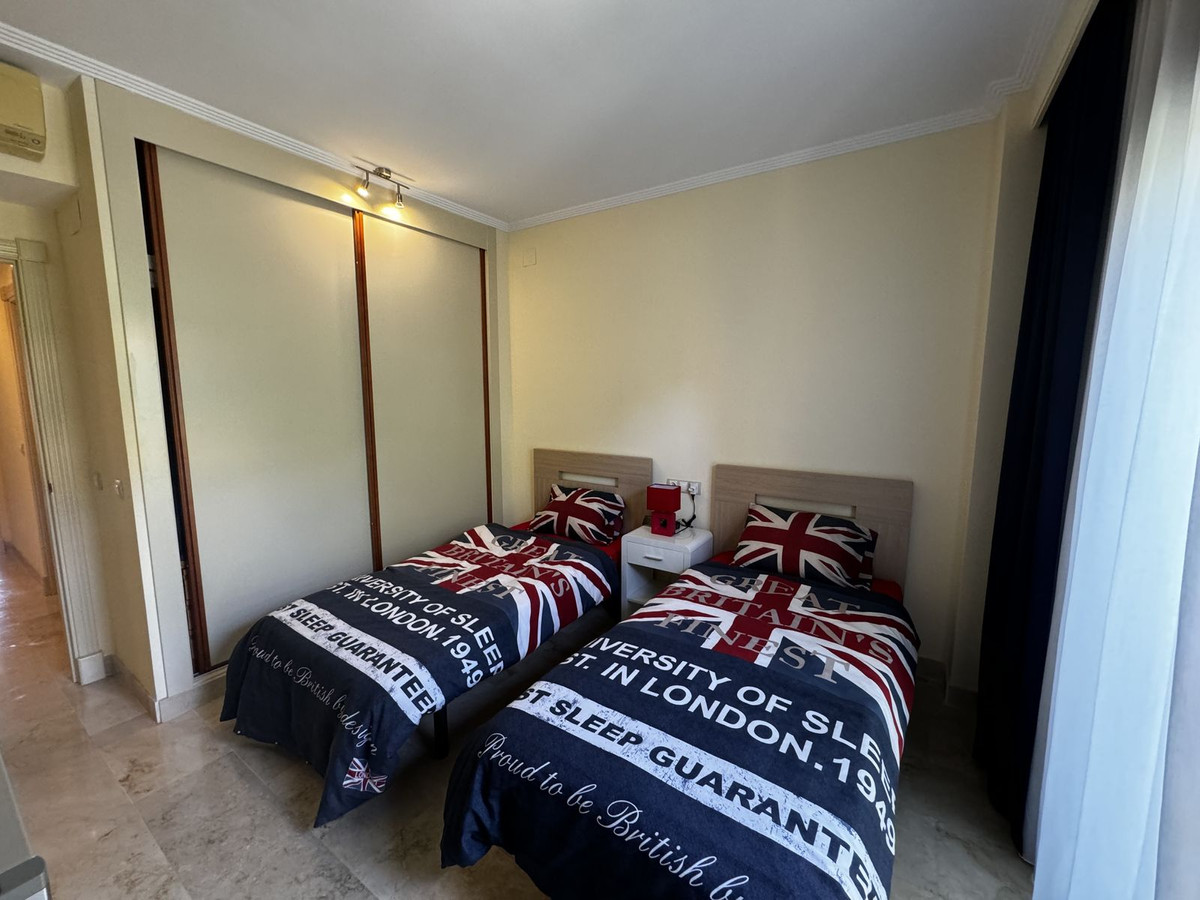 Appartement te koop in Estepona | 2 slaapkamers H5057485