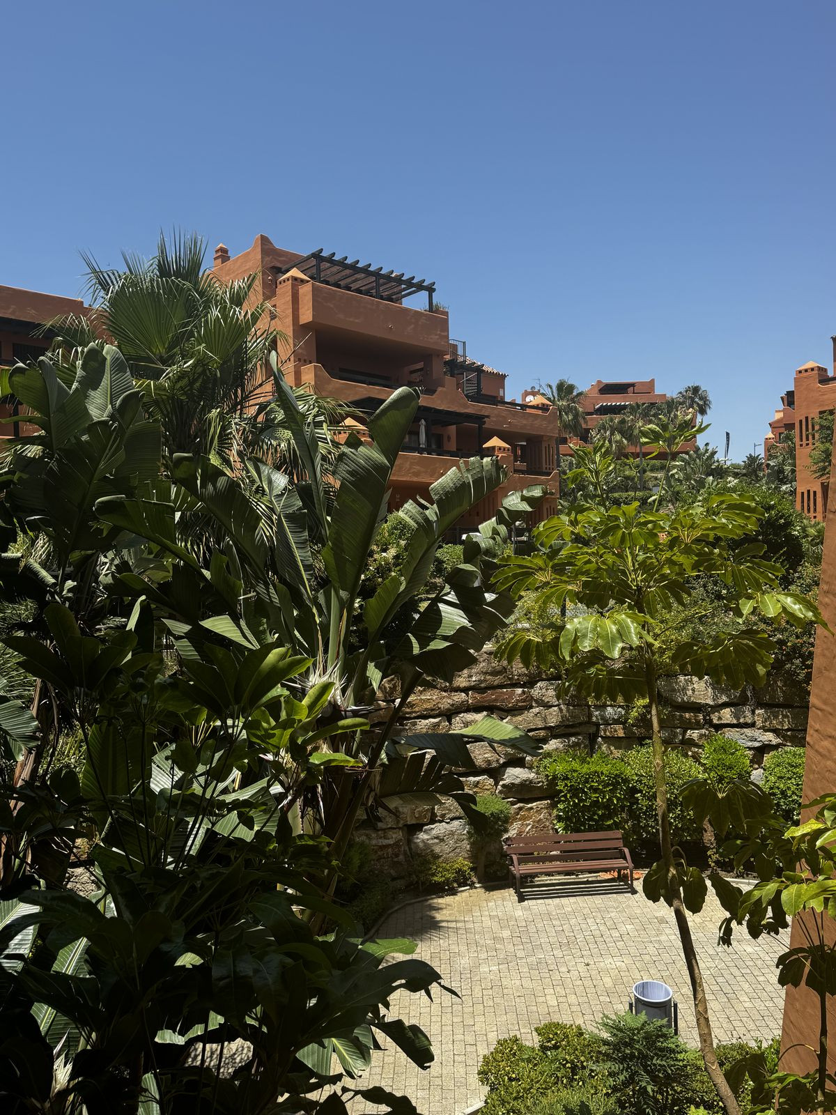 Appartement te koop in Estepona | 2 slaapkamers H5057485
