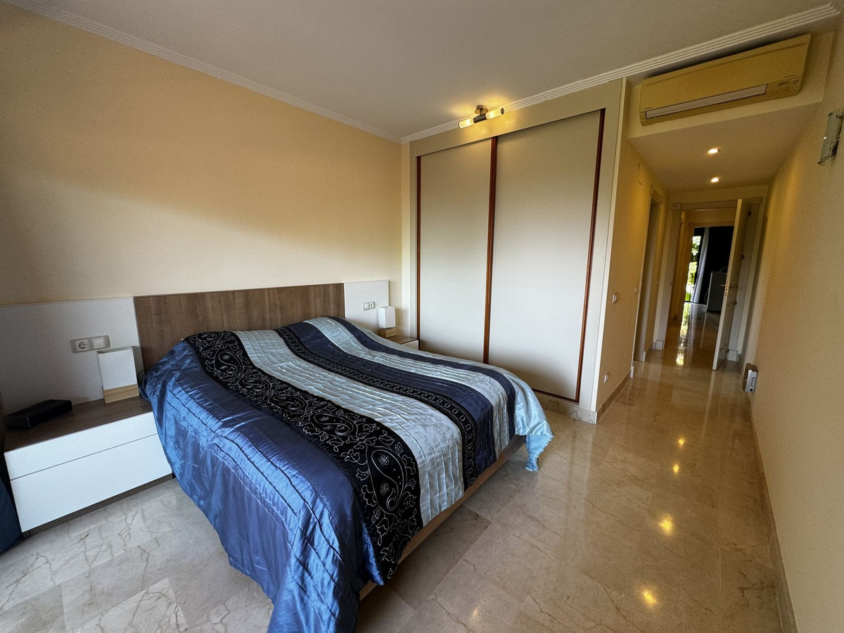 Appartement te koop in Estepona | 2 slaapkamers H5057485