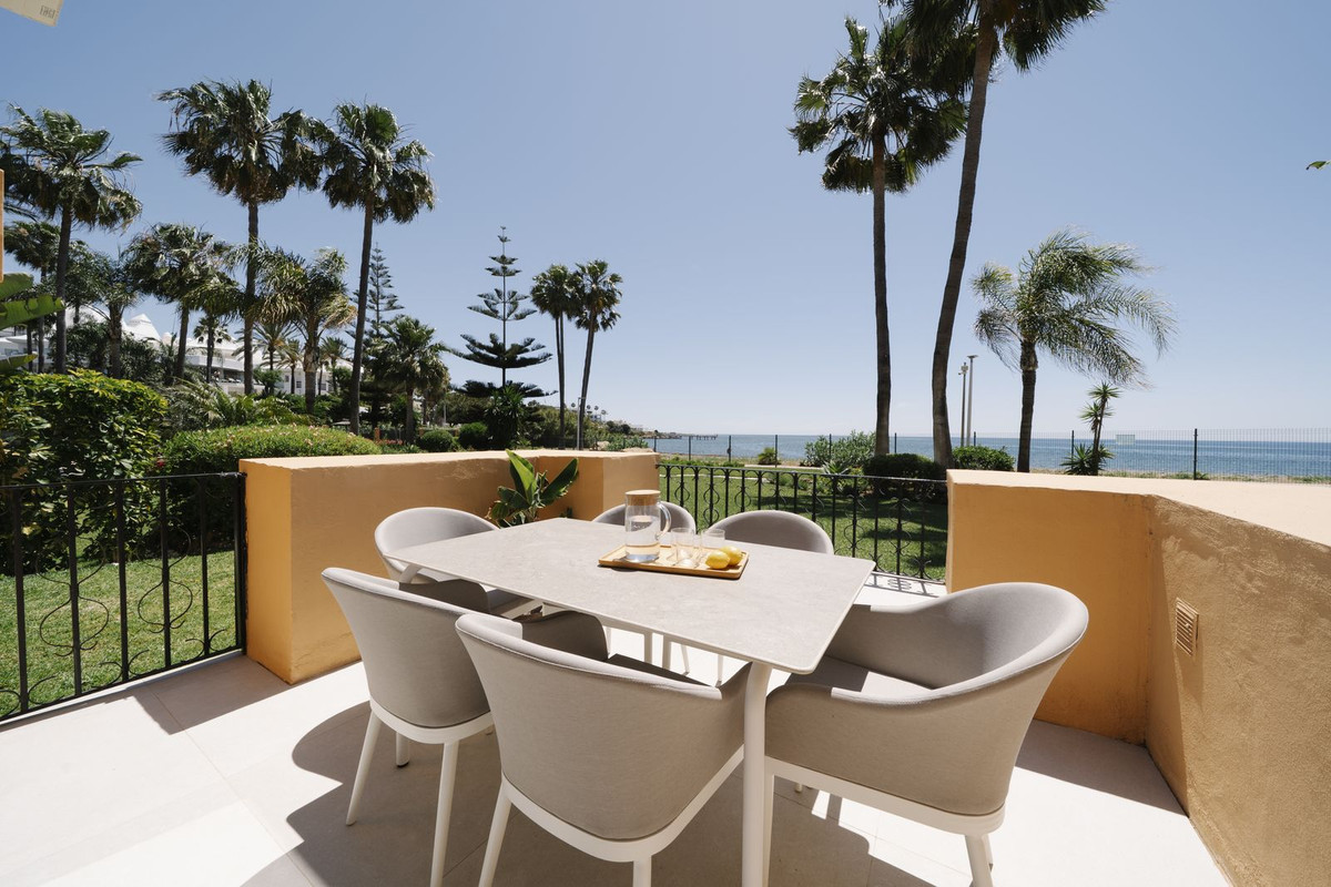 Appartement te koop in Estepona | 3 slaapkamers H5057596