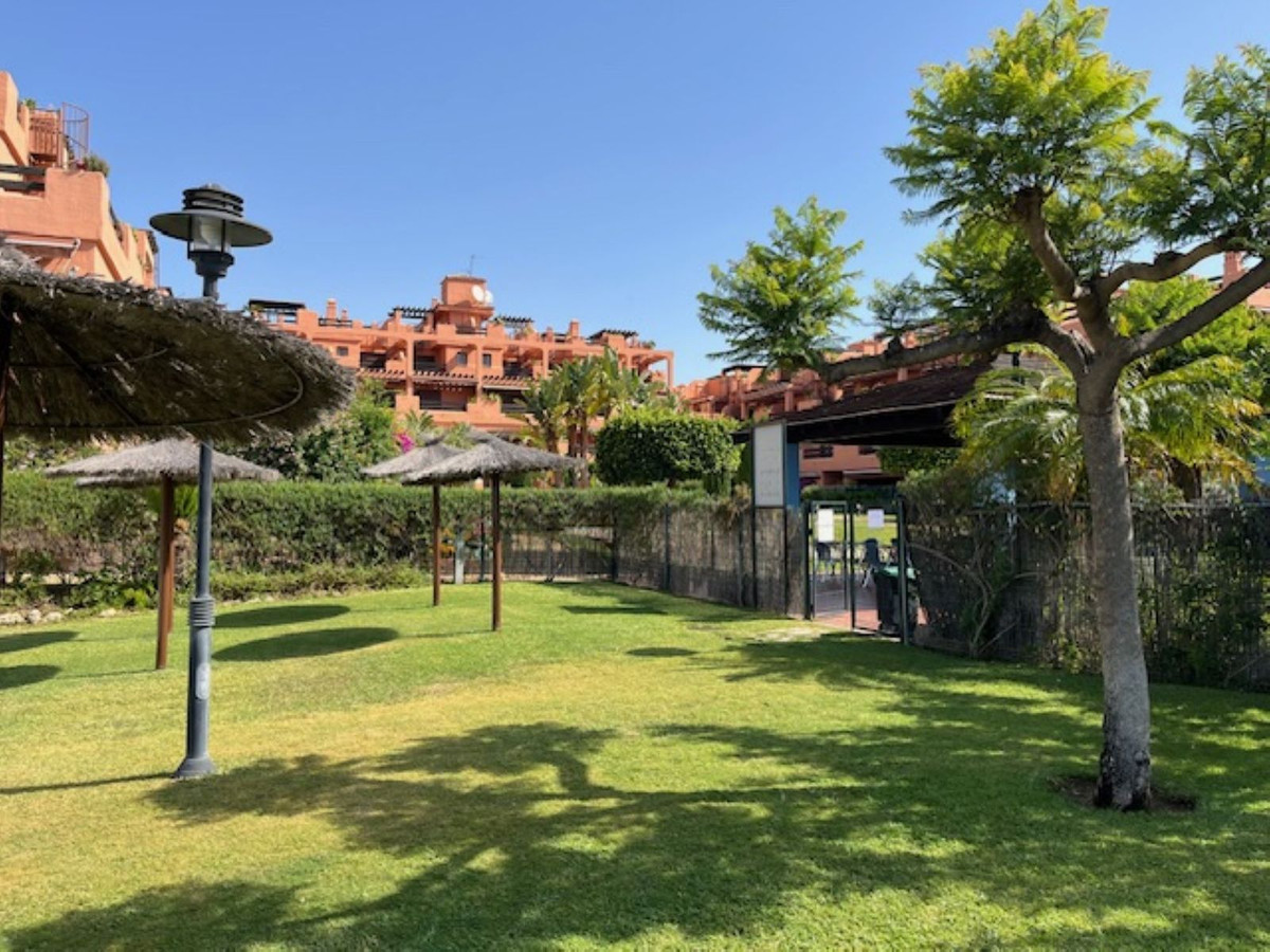 Appartement te koop in Estepona | 2 slaapkamers H5057623