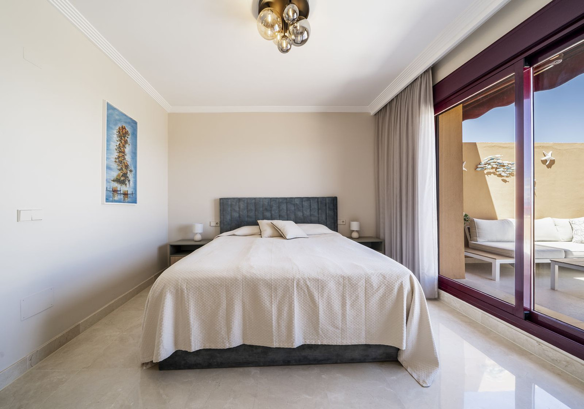 Appartement te koop in Estepona | 3 slaapkamers H5058337