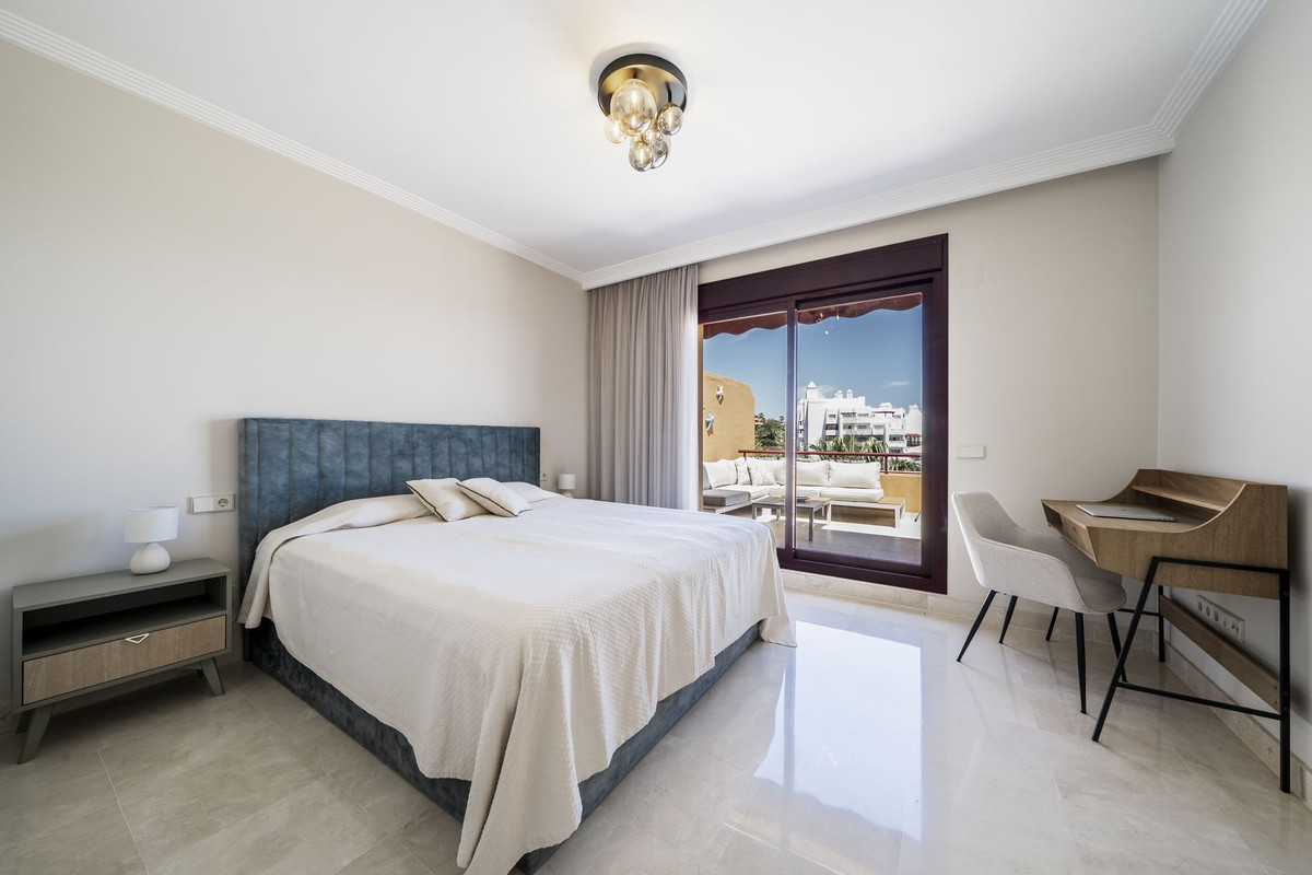 Appartement te koop in Estepona | 3 slaapkamers H5058337