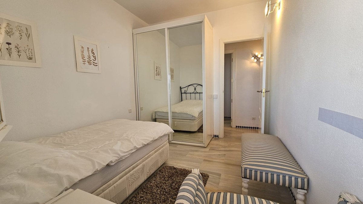 Appartement te koop in Estepona | 3 slaapkamers H5061061