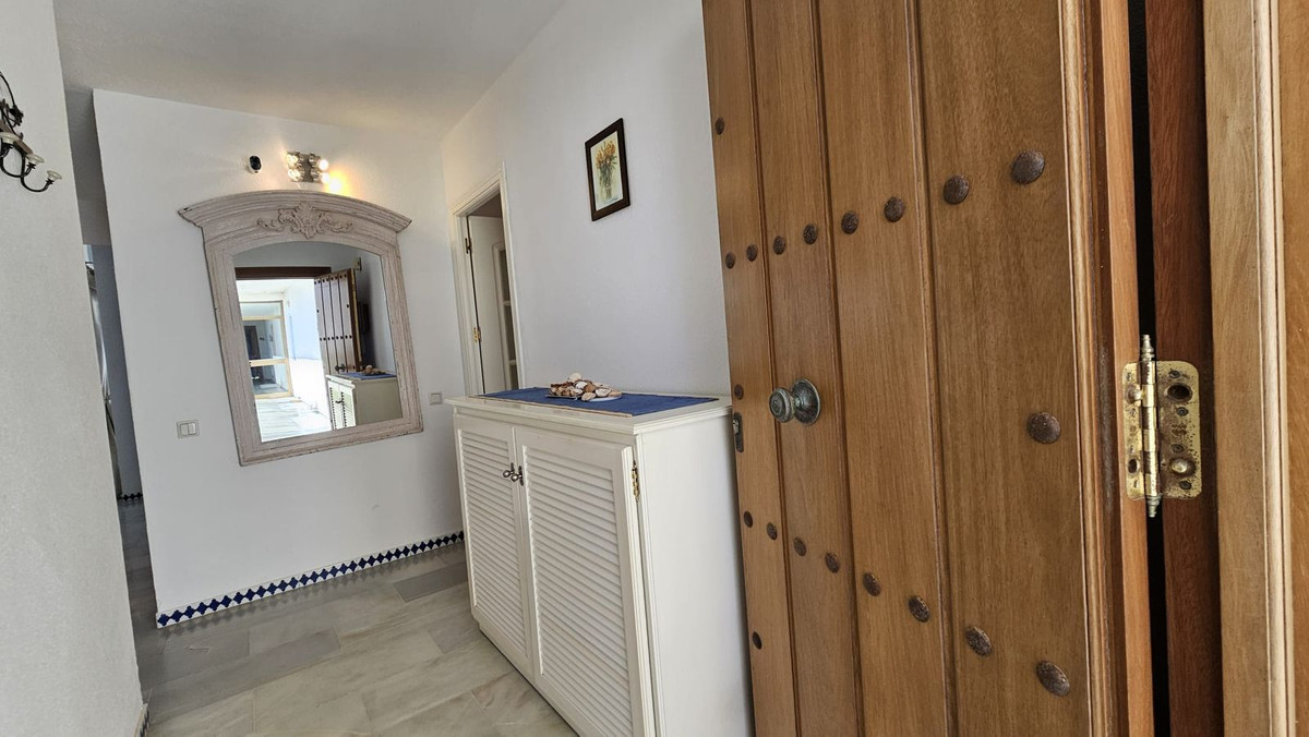 Appartement te koop in Estepona | 3 slaapkamers H5061061