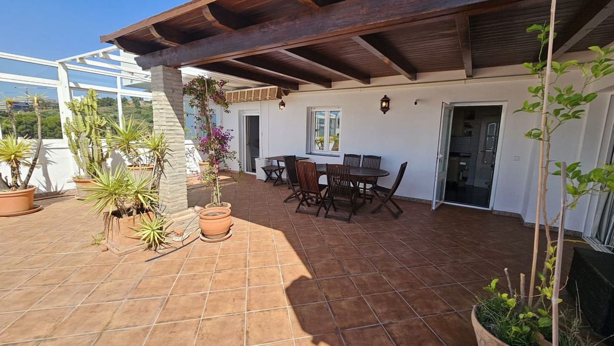 Appartement te koop in Estepona | 3 slaapkamers H5061061