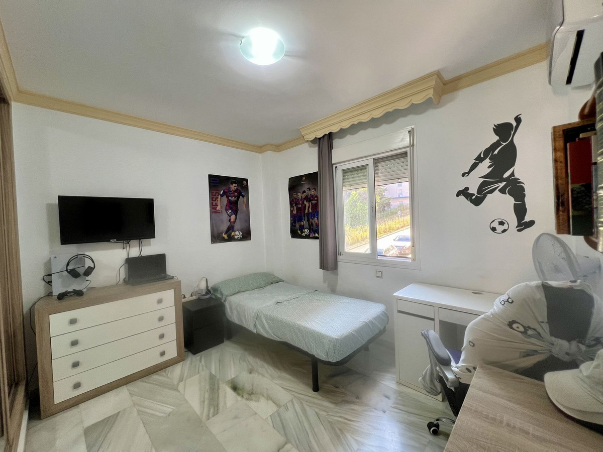 Appartement te koop in Estepona | 3 slaapkamers H5061088