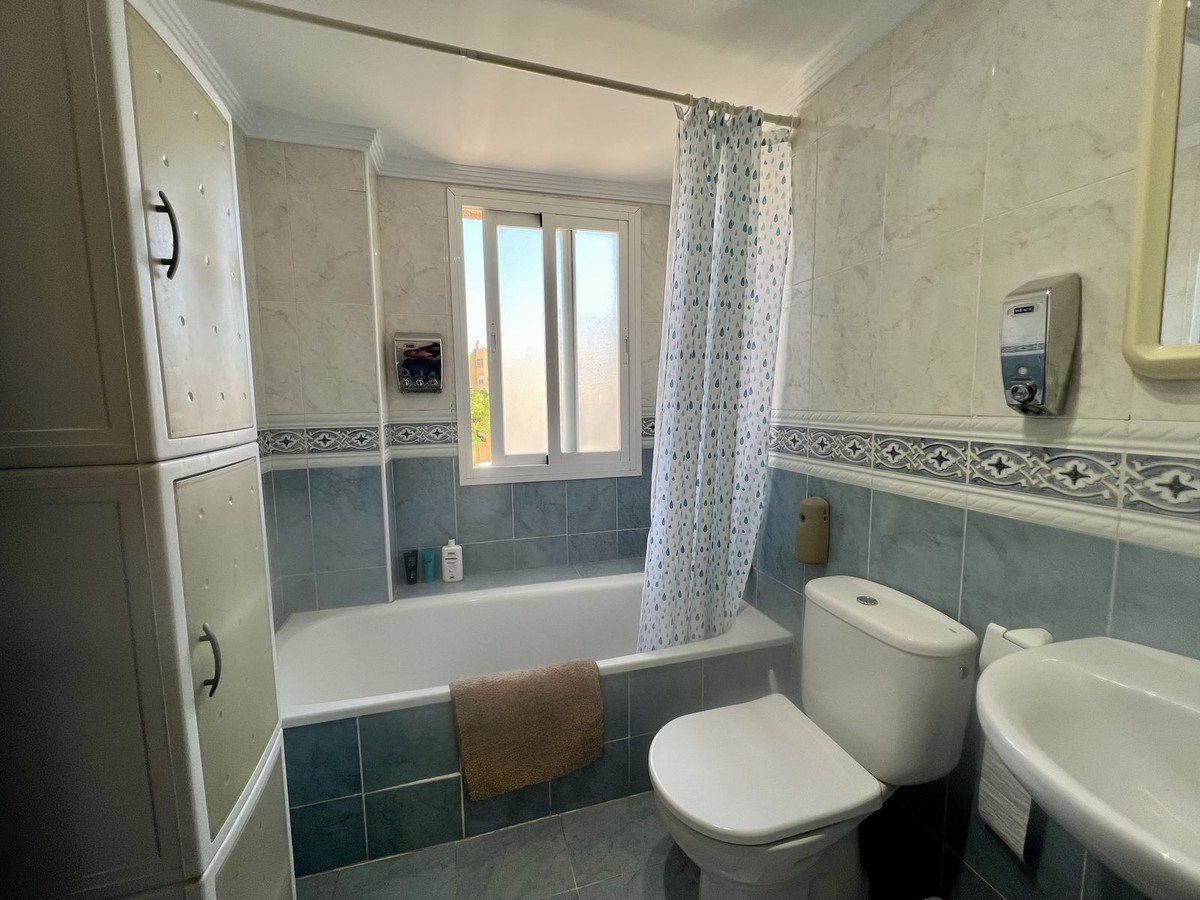 Appartement te koop in Estepona | 3 slaapkamers H5061088