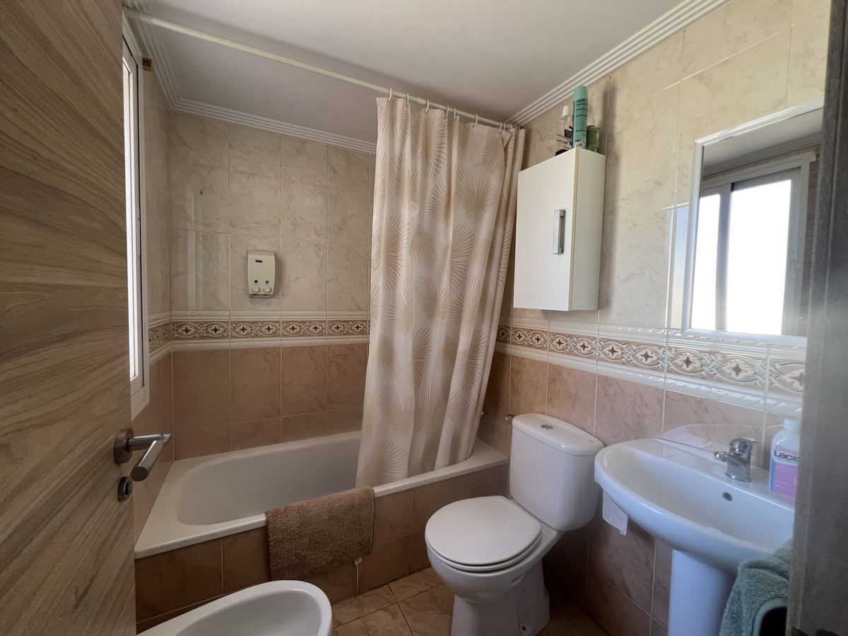 Appartement te koop in Estepona | 3 slaapkamers H5061088