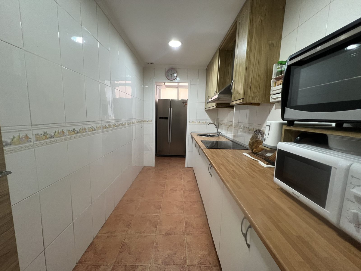 Appartement te koop in Estepona | 3 slaapkamers H5061088
