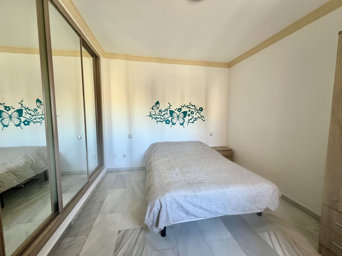 Appartement te koop in Estepona | 3 slaapkamers H5061088