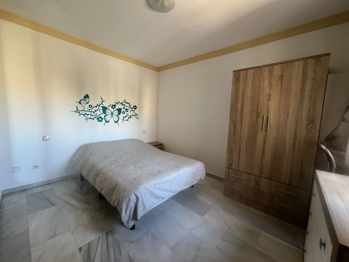Appartement te koop in Estepona | 3 slaapkamers H5061088