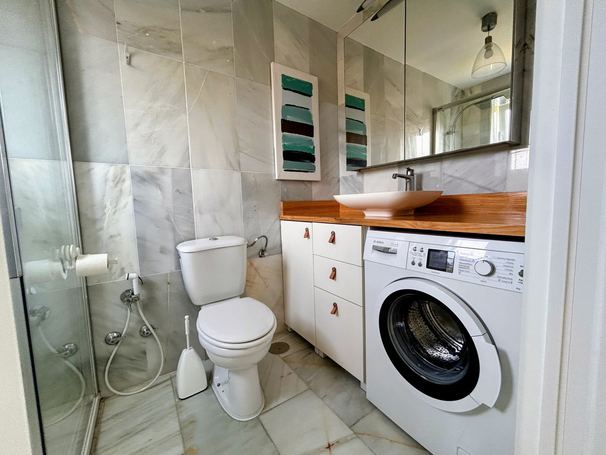 Appartement te koop in Estepona | 1 slaapkamers H5061268