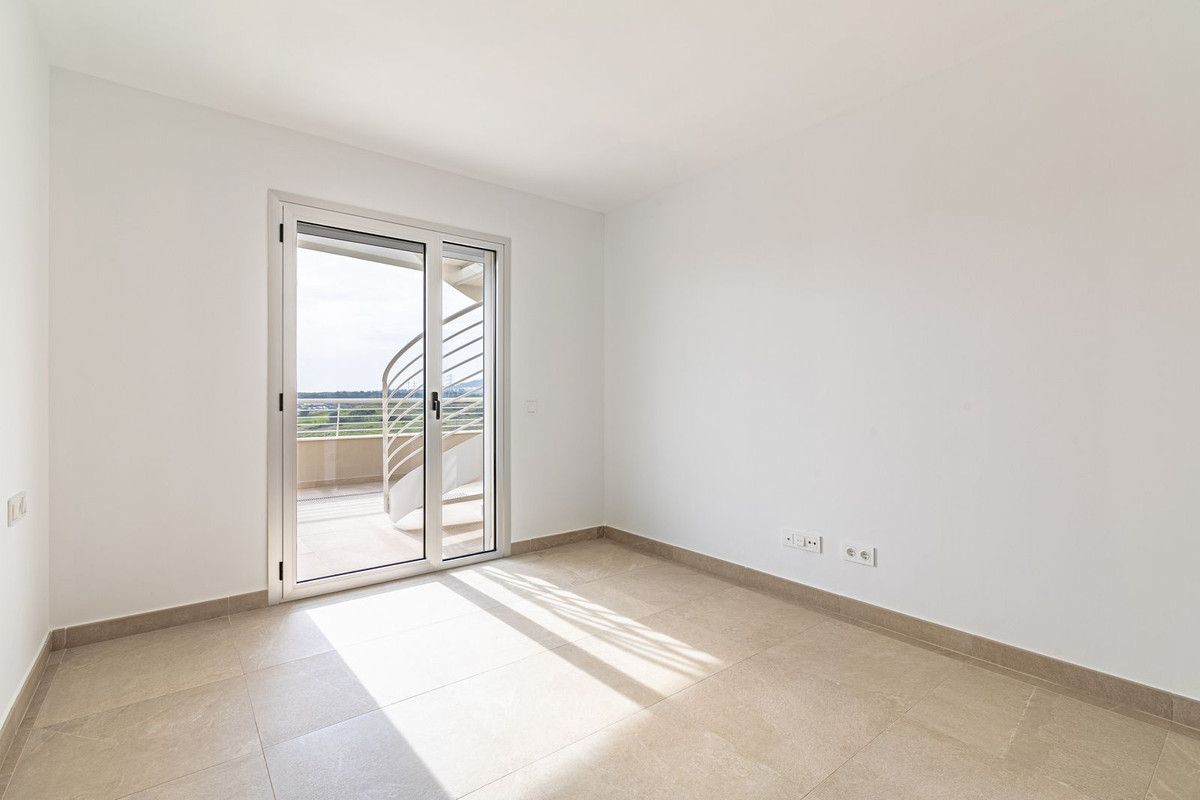 Penthouse te koop in Estepona | 2 slaapkamers H5062255