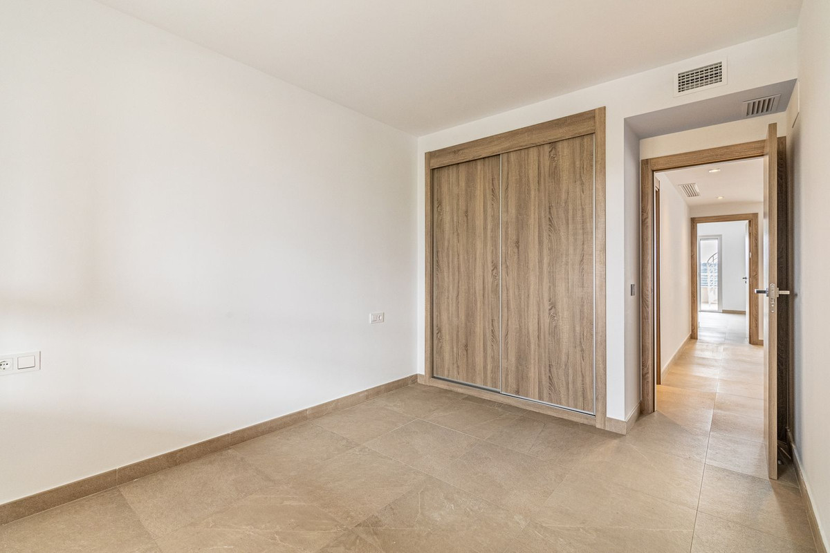 Penthouse te koop in Estepona | 2 slaapkamers H5062255