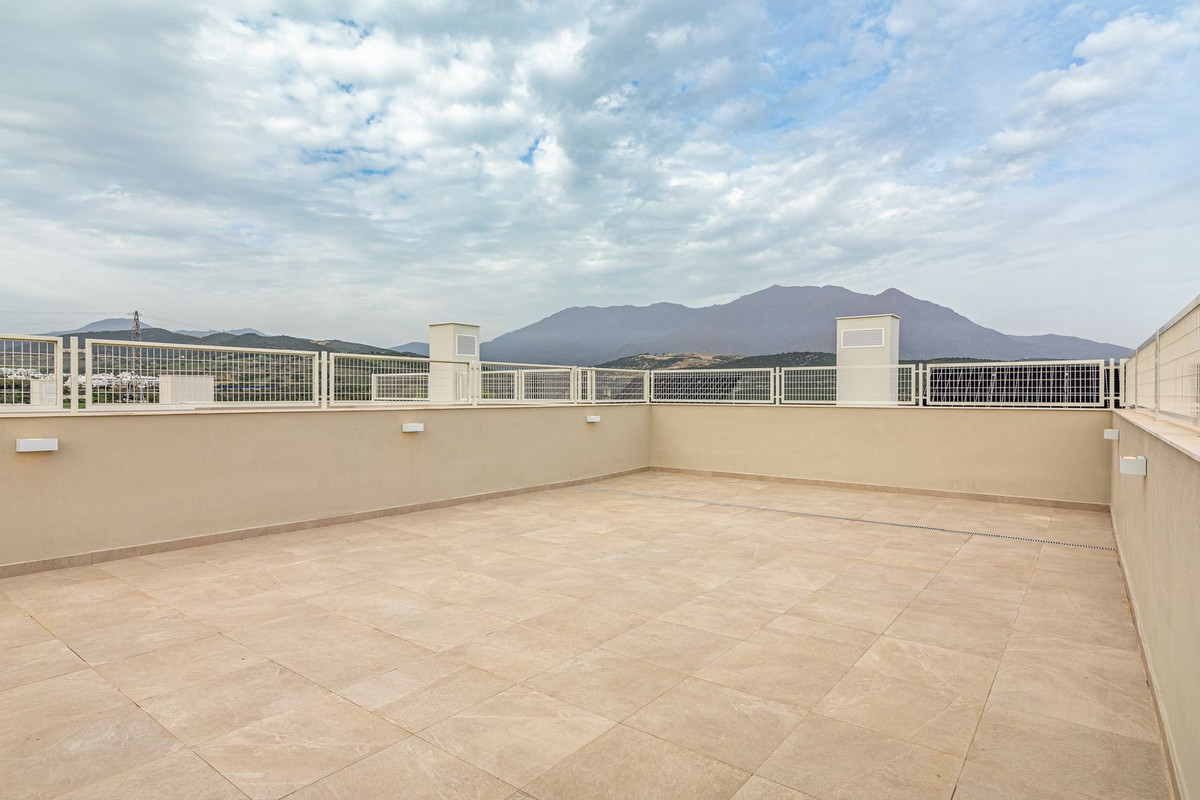 Penthouse te koop in Estepona | 2 slaapkamers H5062255