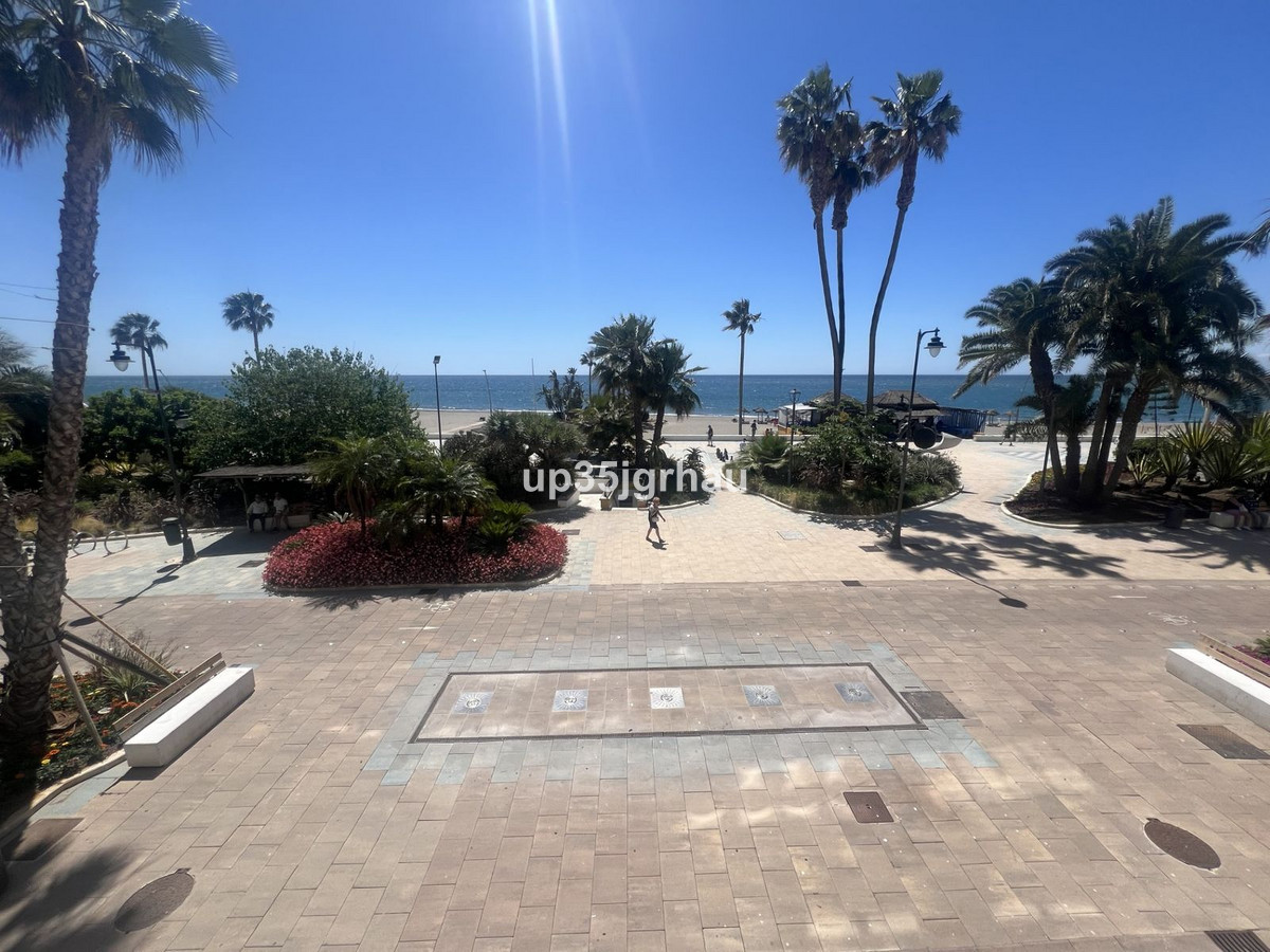 Appartement te koop in Estepona | 2 slaapkamers H5062648