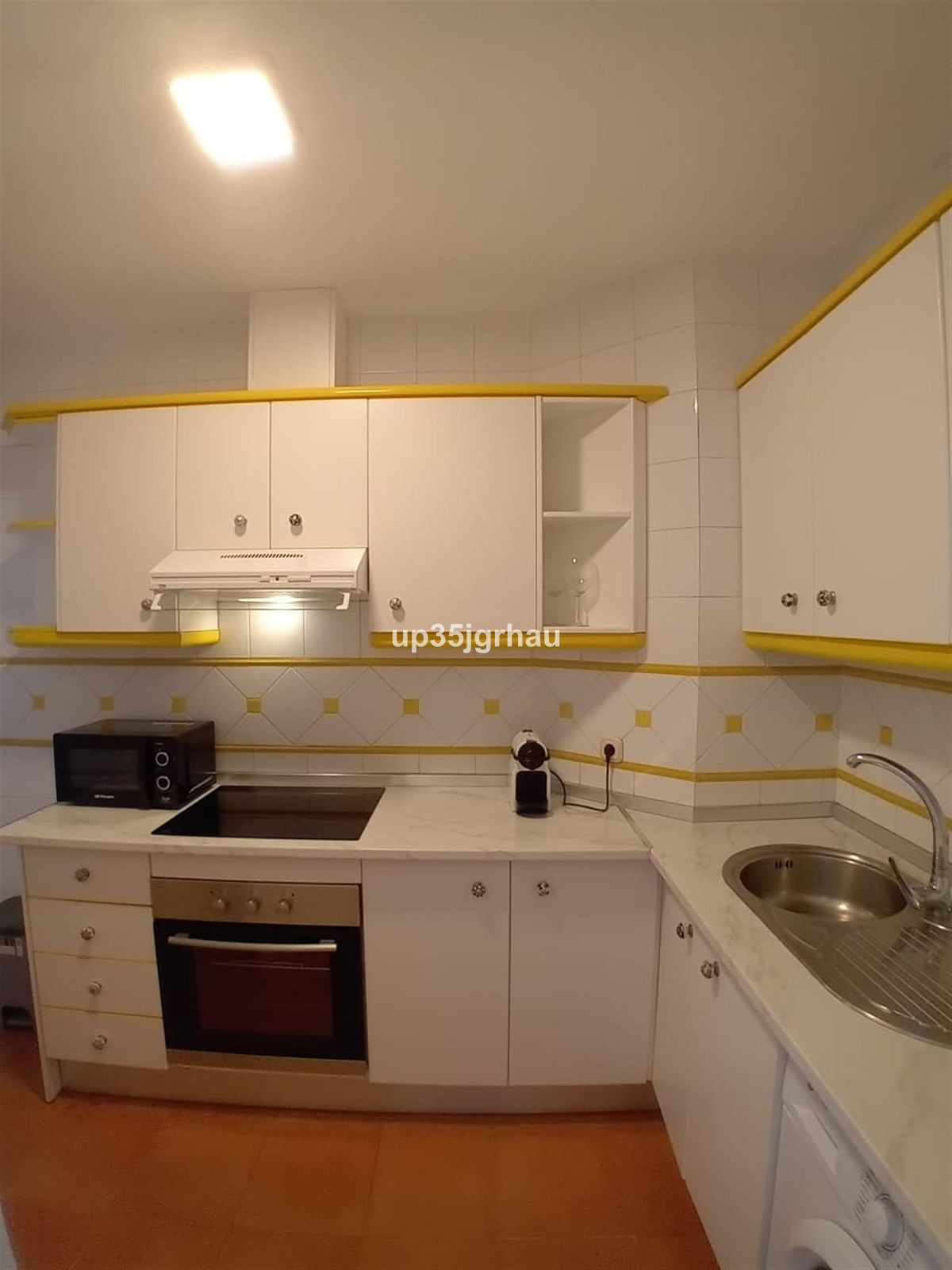 Appartement te koop in Estepona | 2 slaapkamers H5062648