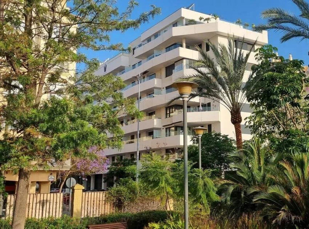 Penthouse te koop in Estepona | 2 slaapkamers H5063341