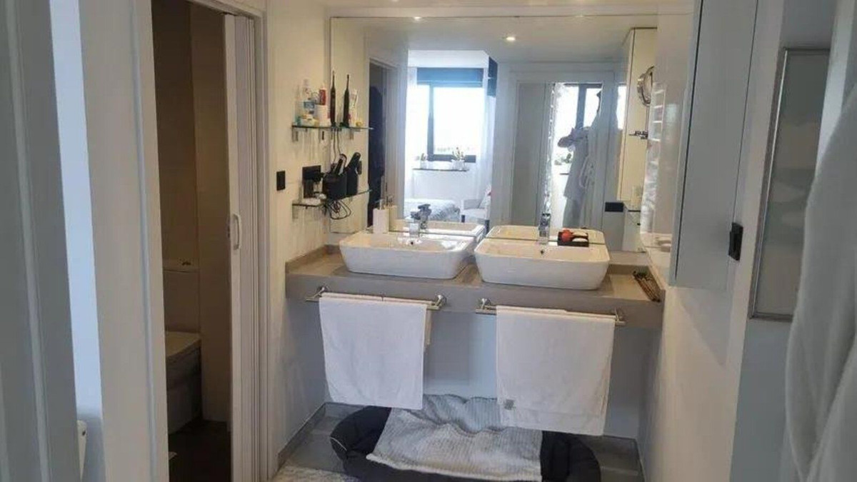 Penthouse te koop in Estepona | 2 slaapkamers H5063341