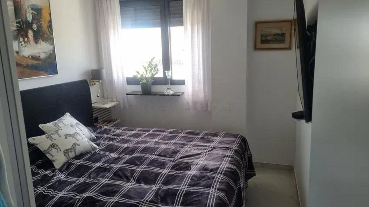 Penthouse te koop in Estepona | 2 slaapkamers H5063341