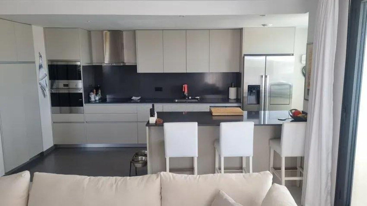 Penthouse te koop in Estepona | 2 slaapkamers H5063341