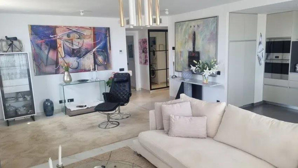 Penthouse te koop in Estepona | 2 slaapkamers H5063341