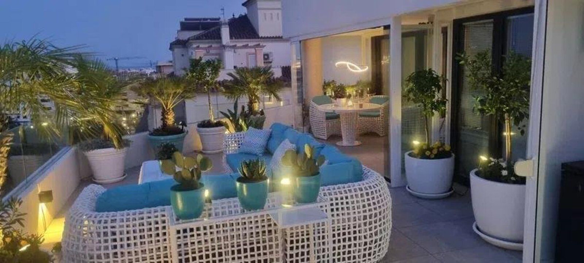 Penthouse te koop in Estepona | 2 slaapkamers H5063341