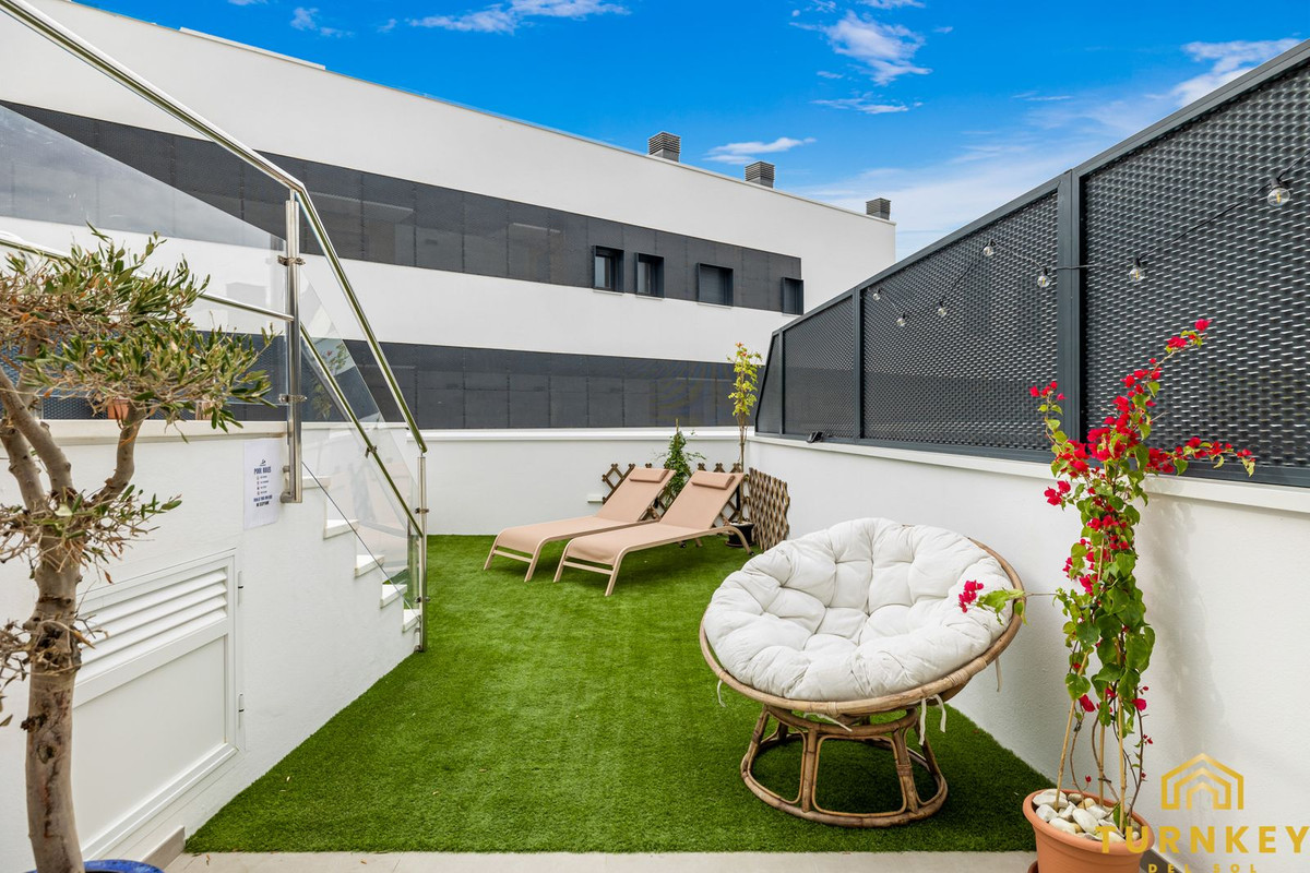 Appartement te koop in Estepona | 2 slaapkamers H5064985